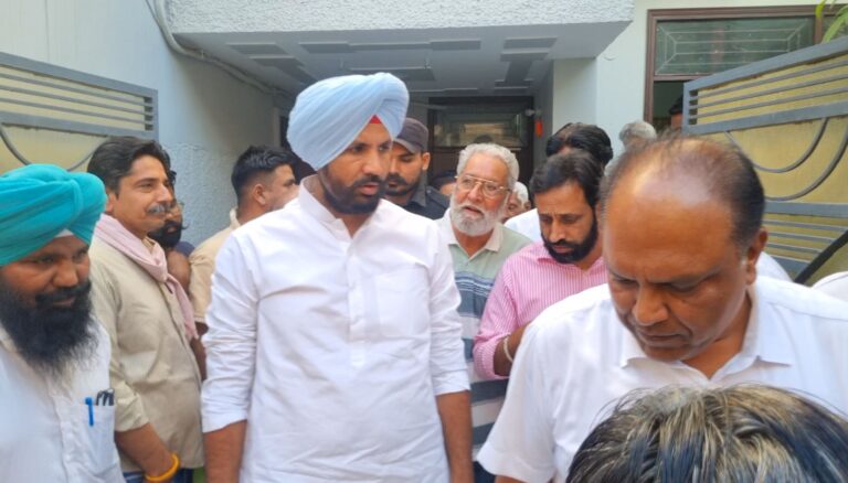 ਬਠਿੰਡਾ ’ਚ ਮਾਨ ਸਰਕਾਰ ’ਤੇ ਵਰ੍ਹੇ ਰਾਜਾ ਵੜਿੰਗ/ ਹਰ ਖੇਤਰ ’ਚ ਬੂਰੀ ਤਰ੍ਹਾਂ ਫੇਲ੍ਹ ਹੋਣ ਦੇ ਲਾਏ ਇਲਜ਼ਾਮ/  ਲਗਾਤਾਰ ਚੁੱਕੇ ਜਾ ਰਹੇ ਕਰਜ਼ੇ ਨੂੰ ਲੈ ਕੇ ਚੁੱਕੇ ਵੱਡੇ ਸਵਾਲ