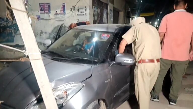 ਅੰਮ੍ਰਿਤਸਰ ਪੁਲਿਸ ਹੱਥ ਲੱਗੀ ਨਸ਼ਿਆਂ ਦੇ ਮਾਮਲੇ ’ਚ ਵੱਡੀ ਸਫ਼ਲਤਾ/ ਕਾਰ ਸਵਾਰਾਂ ਦਾ ਪਿੱਛਾ ਕਰ ਕੇ ਬਰਾਮਦ ਕੀਤੀ 310 ਗਰਾਮ ਹੈਰੋਇਨ/ ਪੁਲਿਸ ਨੇ ਮੁਲਜ਼ਮਾਂ ਖਿਲਾਫ਼ ਮਾਮਲਾ ਦਰਜ ਕਰ ਕੇ ਜਾਂਚ ਕੀਤੀ ਸ਼ੁਰੂ