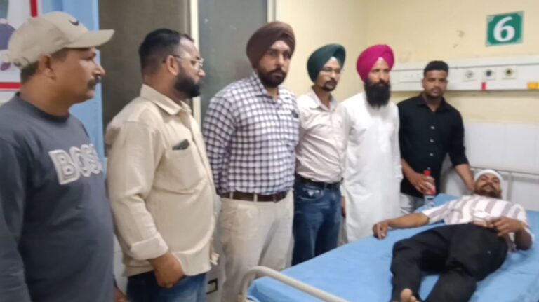 ਗੁਰਦਾਸਪੁਰ ’ਚ ਲੁਟੇਰਿਆਂ ਨੇ ਨਿੱਜੀ ਕੰਪਨੀ ਨੂੰ ਬਣਾਇਆ ਨਿਸ਼ਾਨਾ/ ਕਰਿੰਦੇ ’ਤੇ ਹਮਲਾ ਕਰ ਕੇ 3 ਲੱਖ ਦੀ ਲੁੱਟ ਕਰ ਕੇ ਹੋਏ ਫਰਾਰ/ ਅੱਧੀ ਦਰਜਨ ਲੁਟੇਰਿਆਂ ਨੇ ਰਸਤੇ ’ਚ ਘੇਰ ਕੇ ਅੰਜ਼ਾਮ ਦਿੱਤੀ ਘਟਨਾ