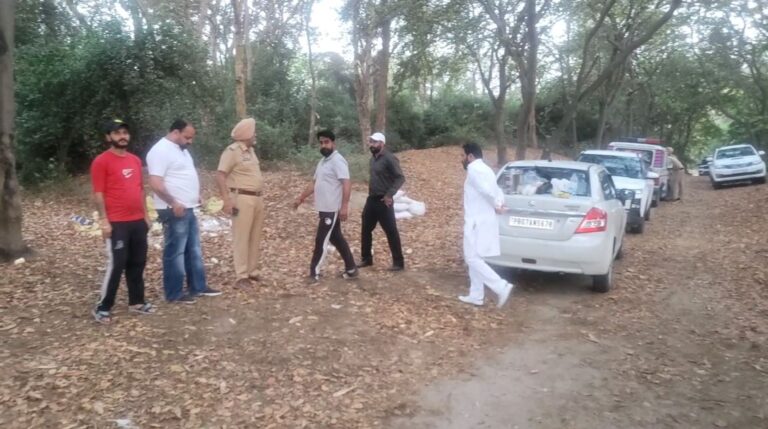 ਸਮਰਾਲਾ ਨੇੜੇ ਗਊ ਹੱਤਿਆ ਦੇ ਅੱਡੇ ਦਾ ਪਰਦਾਫਾਸ਼/ ਭਾਰੀ ਮਾਤਰਾ ’ਚ ਗਊ ਮਾਸ ਅਤੇ ਸਾਜ਼ੋ-ਸਾਮਾਨ ਬਰਾਮਦ/ ਪੁਲਿਸ ਨੇ ਮੌਕੇ ਤੋਂ ਫਰਾਰ ਤਸਕਰਾਂ ਦੀ ਭਾਲ ਕੀਤੀ ਸ਼ੁਰੂ