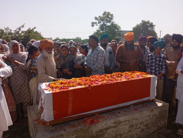 ਤਰਨ ਤਾਰਨ ਵਾਸੀ ਫੌਜੀ ਜਵਾਨ ਦੀ ਦਿਲ ਦੇ ਦੌਰੇ ਨਾਲ ਮੌਤ/ ਅੰਬਾਲਾ ਵਿਖੇ ਡਿਊਟੀ ਦੌਰਾਨ ਅਚਾਨਕ ਪਿਆ ਦਿਲ ਦਾ ਦੌਰਾ/ ਪਿੰਡ ’ਚ ਸੋਗ ਦੀ ਲਹਿਰ, ਸਰਕਾਰਾਂ ਕੋਲੋਂ ਮਦਦ ਦੀ ਕੀਤੀ ਅਪੀਲ